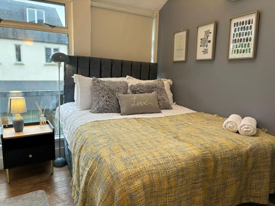 The Urban Retreat 4bdr Sleep 14 Londra