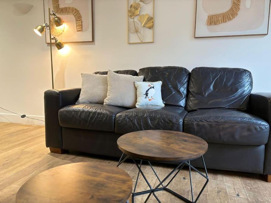 The Urban Retreat 4bdr Sleep 14 Casa vacanze *